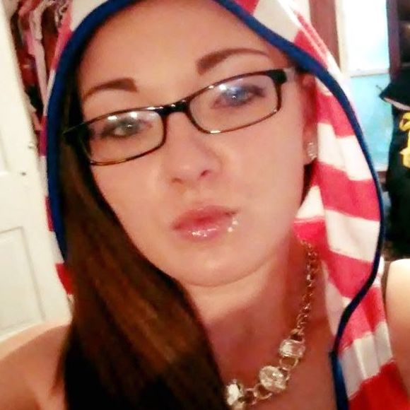 Meet your Posher, Lovely - Picture 1 of 1